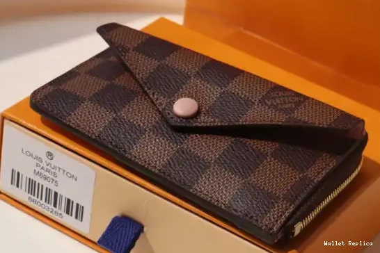Affordable HOLDER VUITTON RECTO LOUIS VERSO CARD 0606